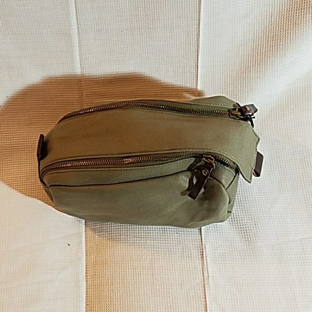 Mens travel case